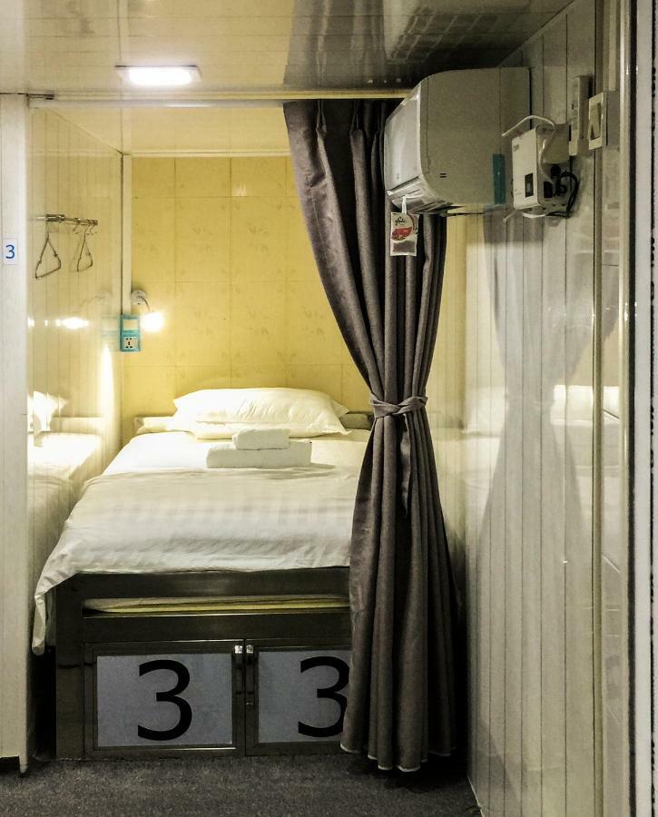 Htinn Yue Tann Hostel Yangon Ngoại thất bức ảnh